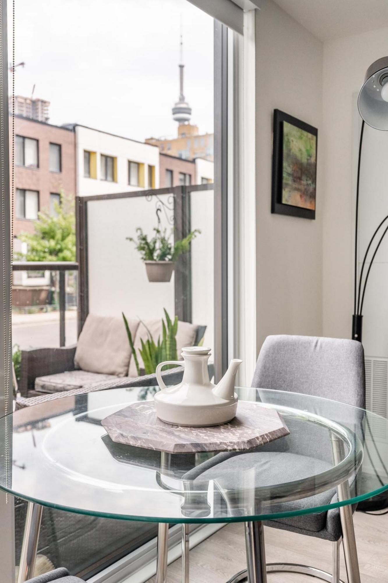 Spacious Corner Apartment Downtown Toronto Exterior foto